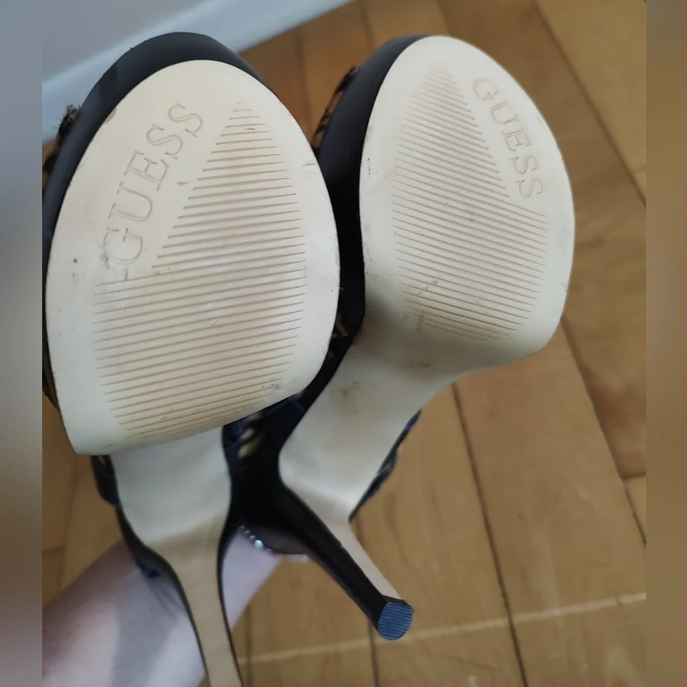 Guess Women's Cow Fur Leather Leopard Print Peep Toe Platform Heels